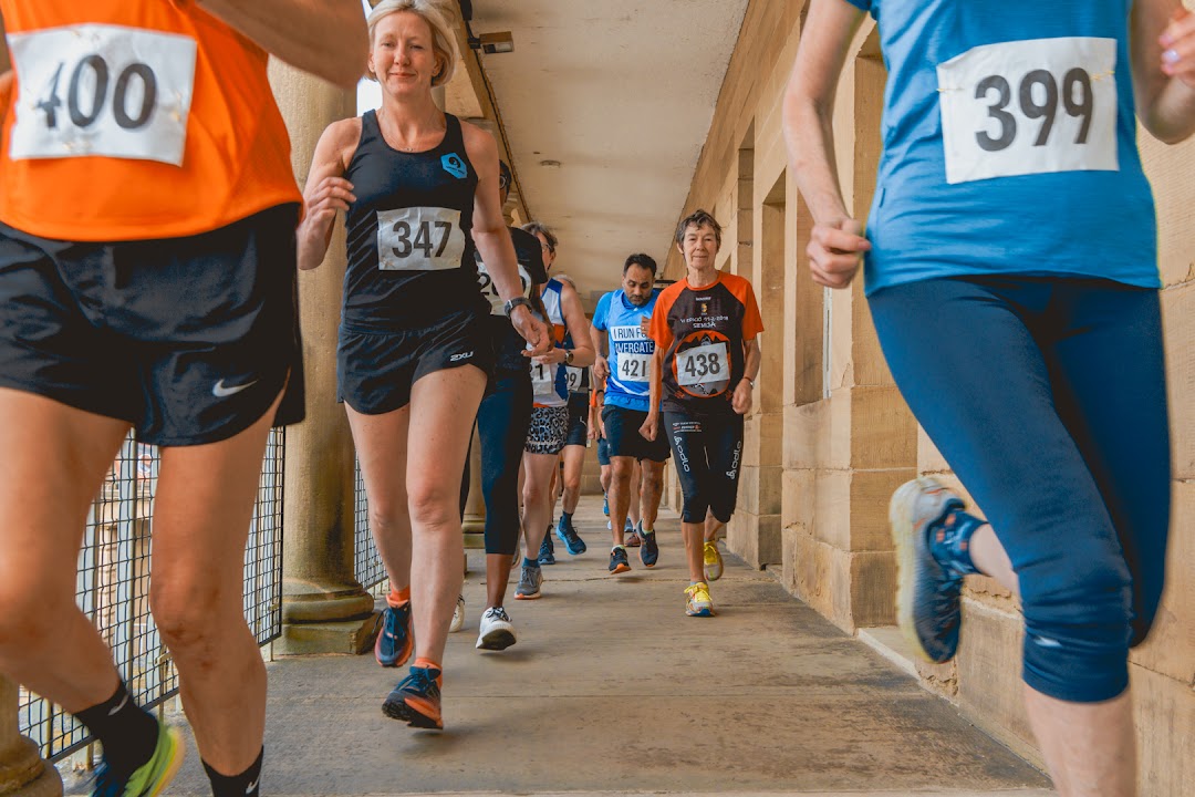 Runners in the colonnade